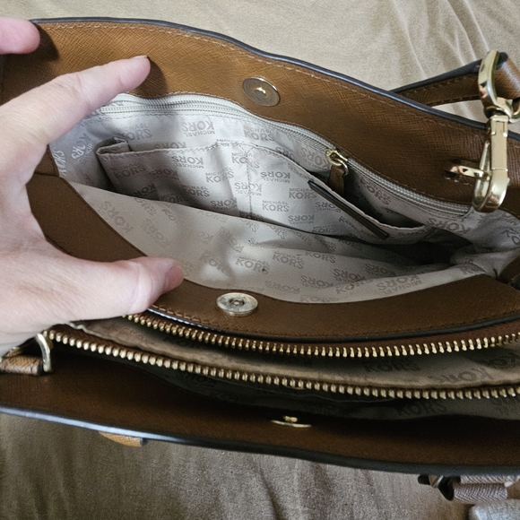 Michael Kors Brown Leather Handbag - Picture 9 of 16